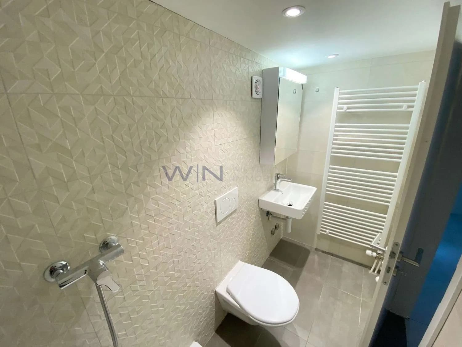 Zentrumsgelegenheit per sofort verfügbar