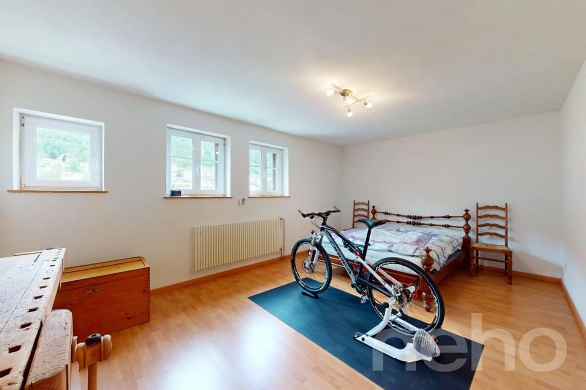 Maison familiale rénovée avec grand jardin ? St-Imier