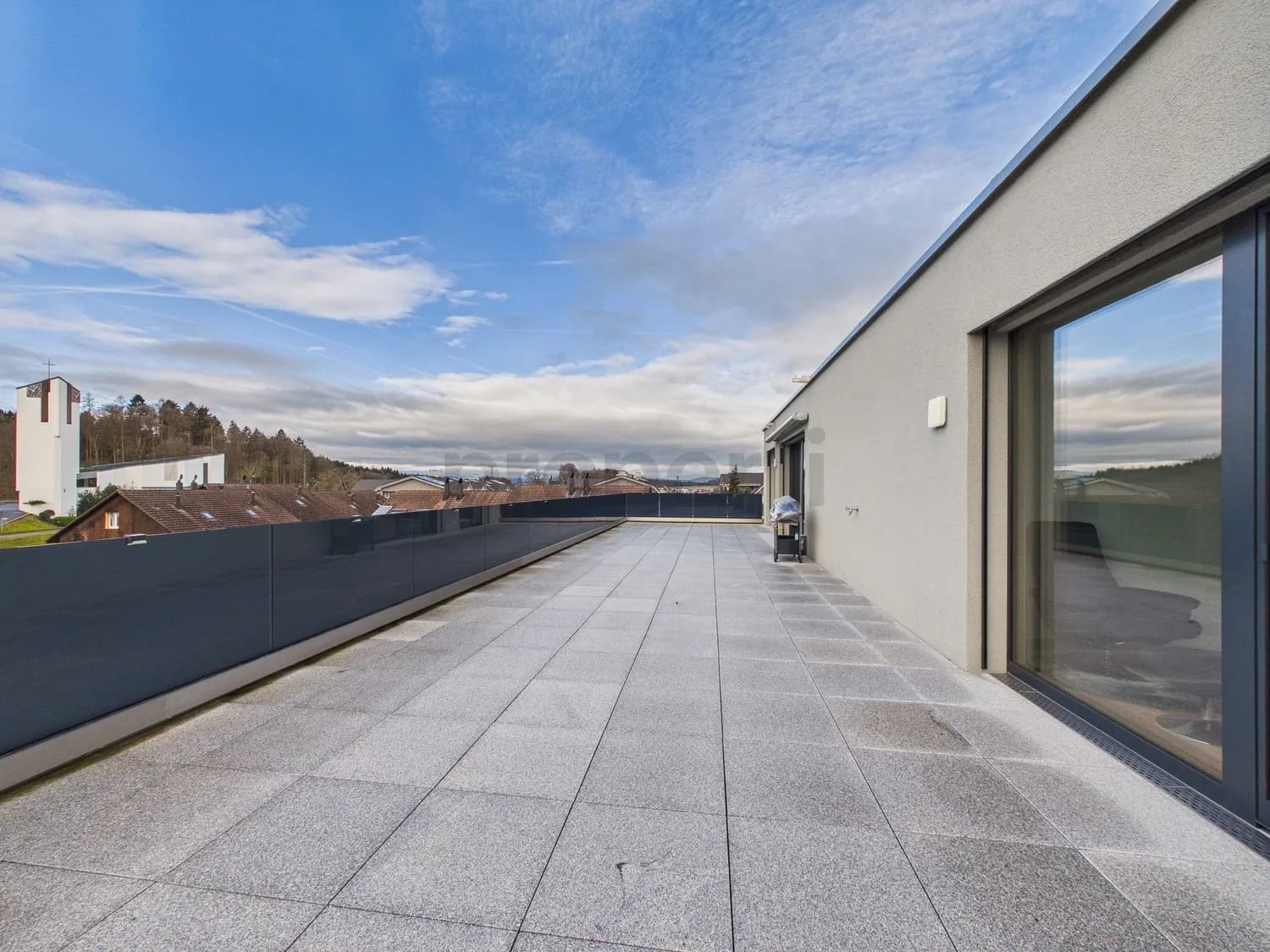 Exklusive 5.5-Zimmer-Attikawohnung mit grosszügiger Terrasse in Künten