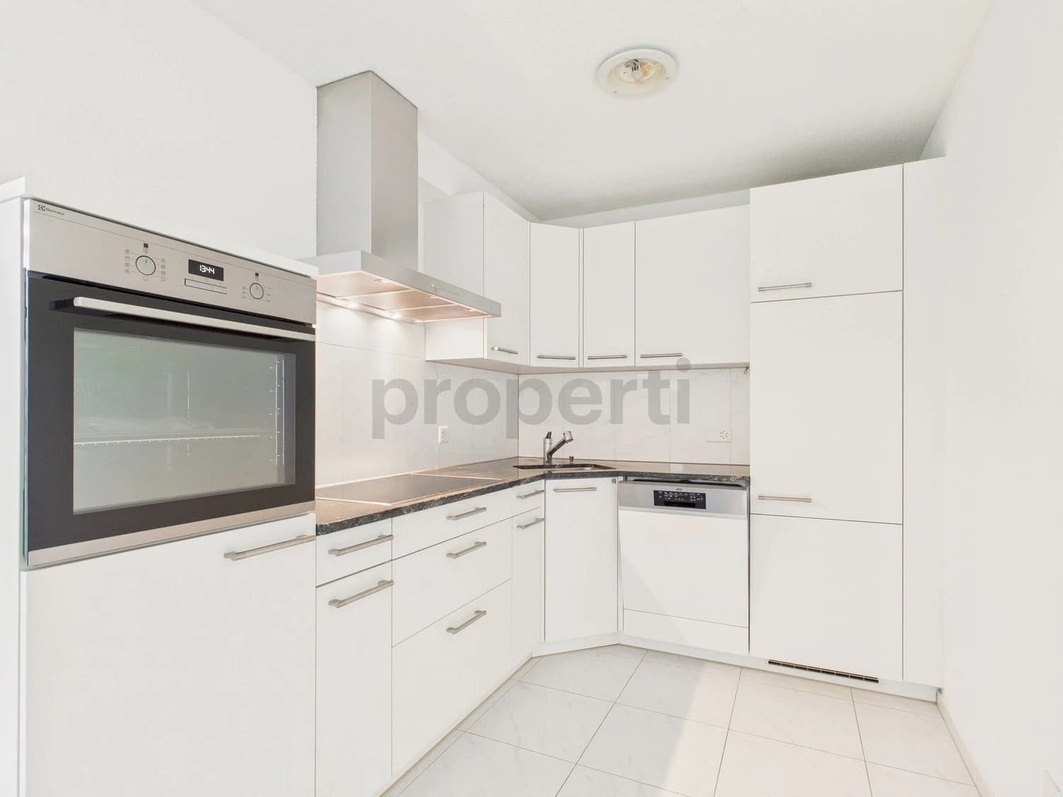 Grosszügige 4.5-Zimmer-Wohnung mit Terrasse in Aarburg