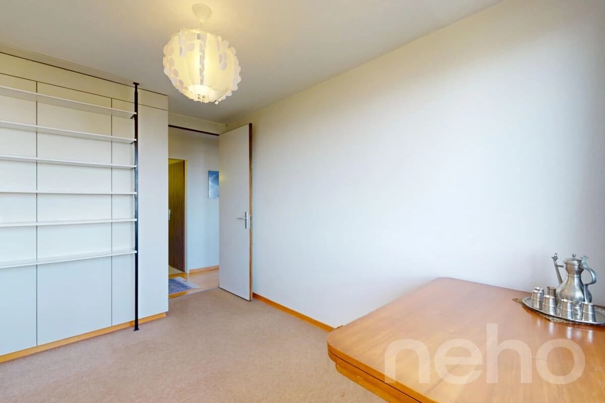 Superbe appartement en terrasse avec magnifique vue à Evilard