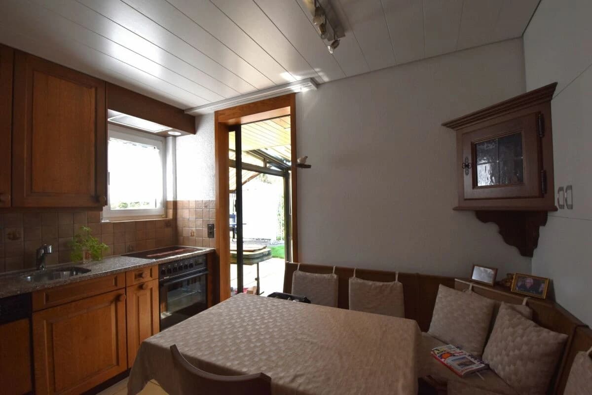 6.5-Zimmer-Einfamilienhaus an sehr schöner Lage