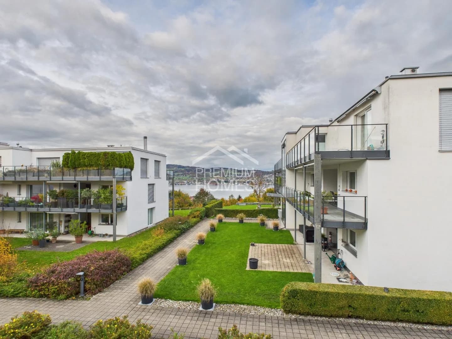 Wohnen mit traumhafter See- und Bergsicht