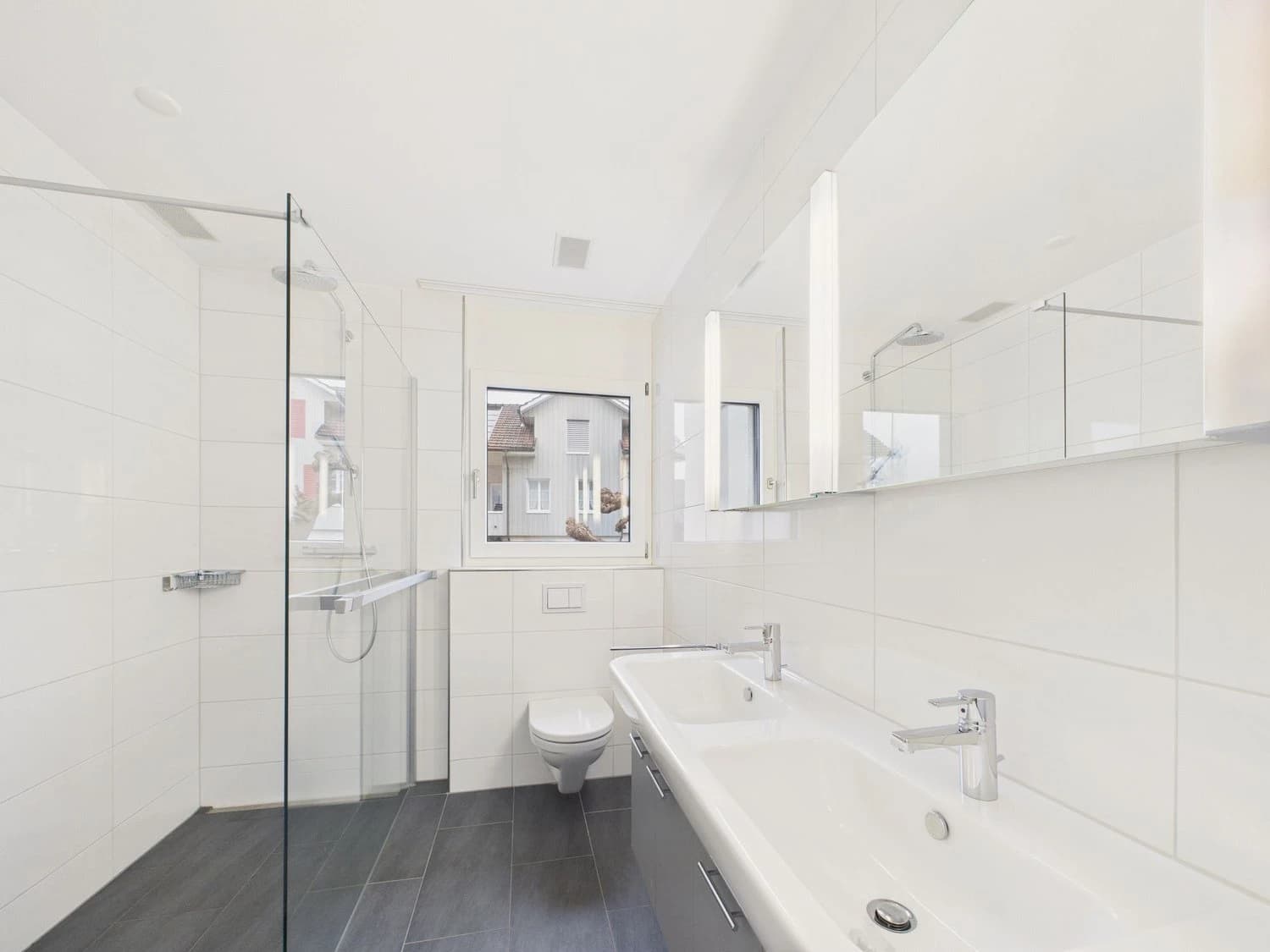 Grosszügige 4.5-Zimmer Wohnung mit Terrasse in Eschlikon