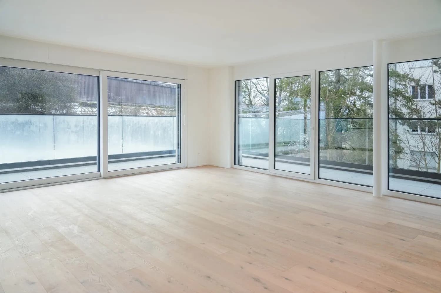 4.5-Zi.-Neubau mit 40 m² Balkon in Grenchen - Erstbezug