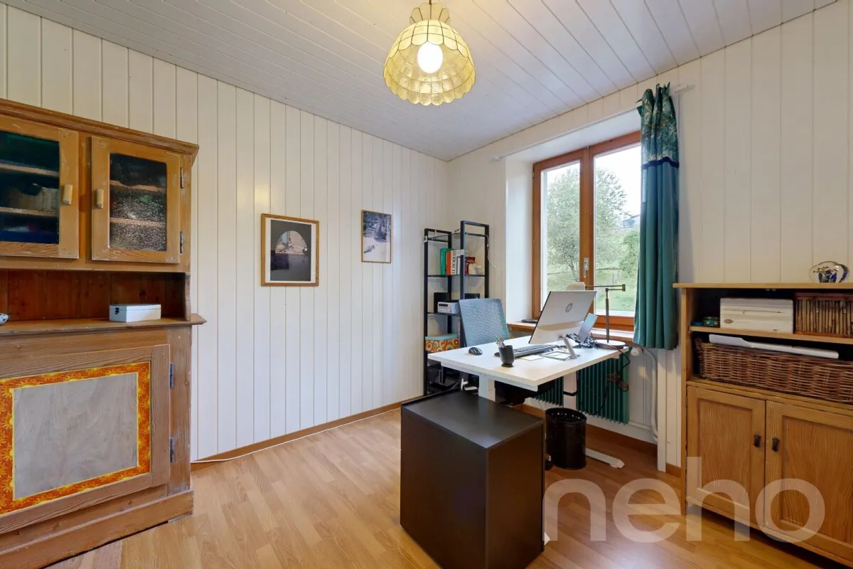 Maison familiale Atypique Rénovée avec jardin et garage indépendant