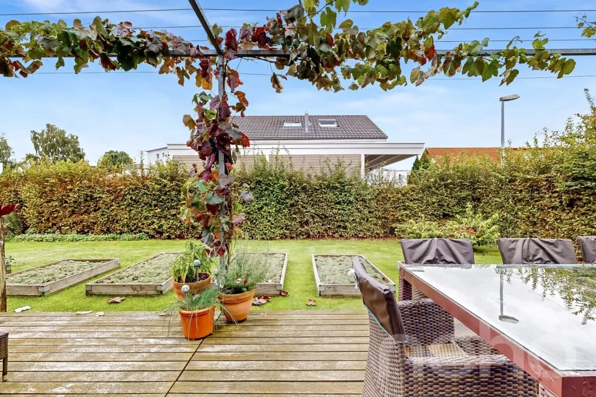 Grosszügiges Einfamilienhaus in ruhigem Wohnquartier