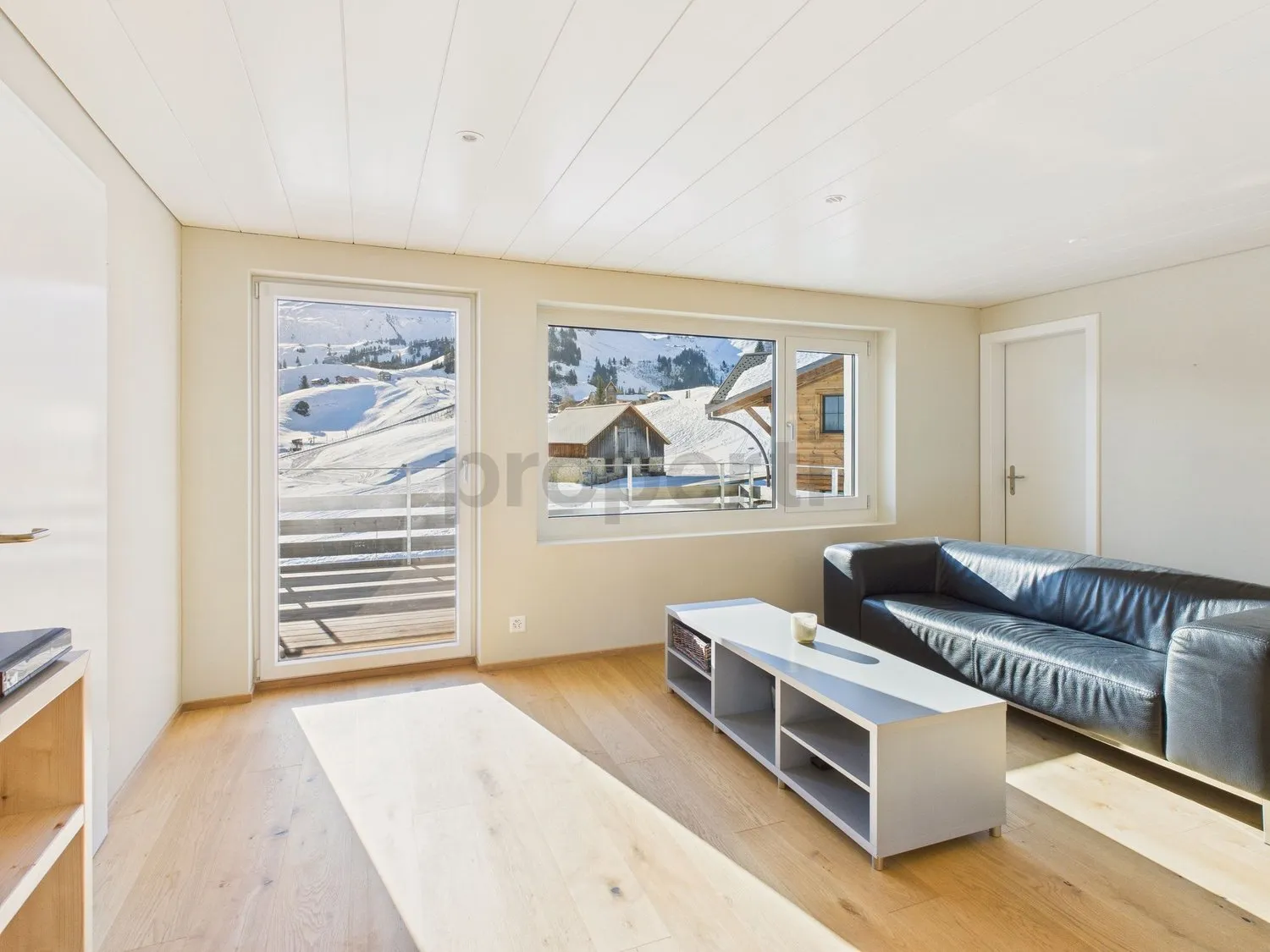 Charmante 3.5-Zimmer Wohnung mit Bergsicht in Stoos SZ