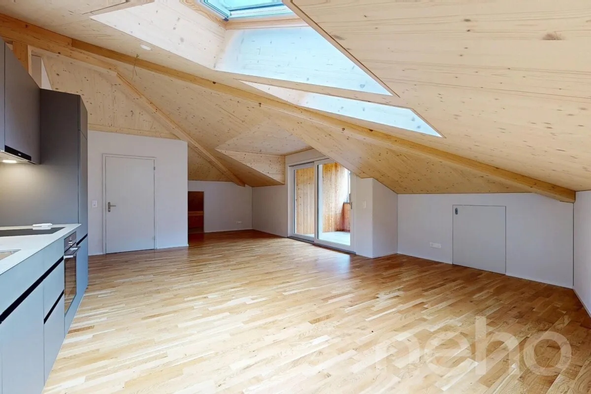 Attikawohnung mit Weitblick ? Wohnen im idyllischen Spiringen