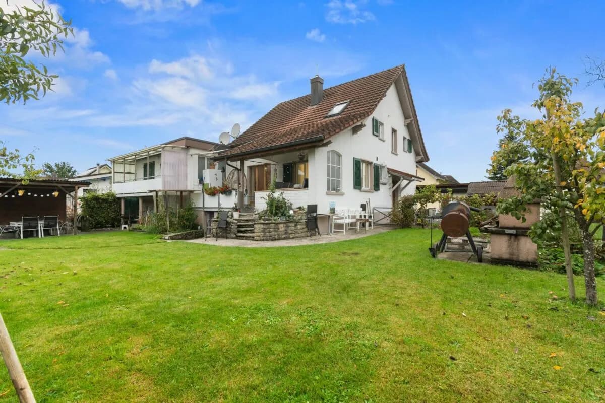 Mehrfamilienhaus mit 3 Wohneinheiten - ideal als Generationenhaus oder Renditeobjekt