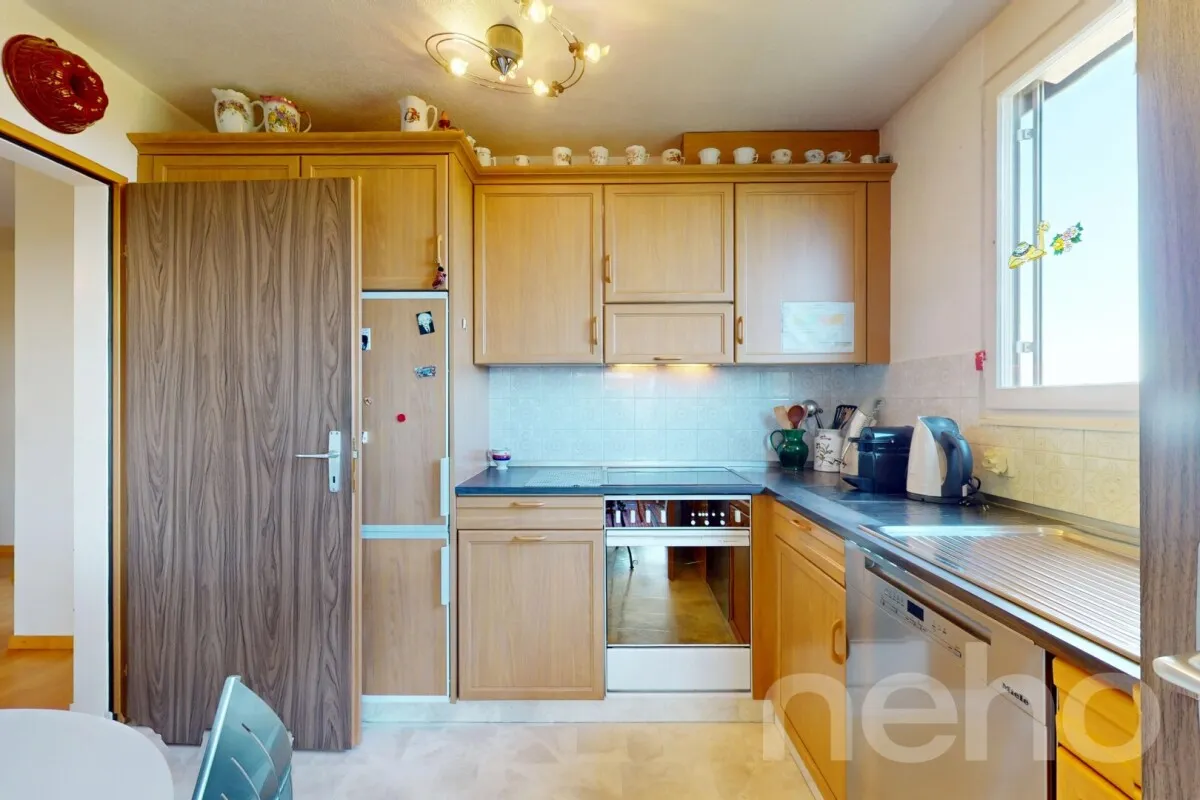 Superbe appartement en terrasse avec magnifique vue à Evilard