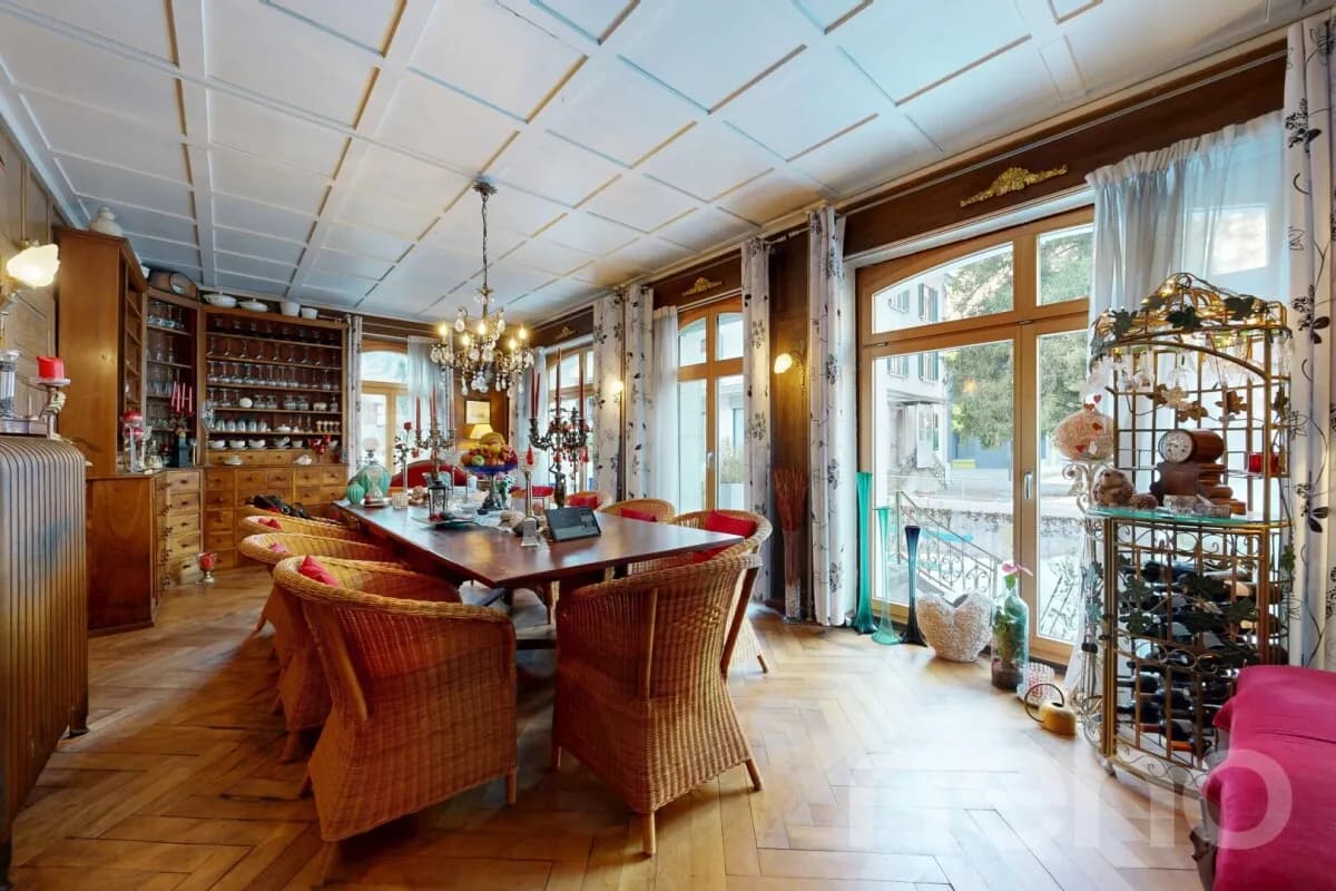 7.5 Zimmer Einfamilienhaus mit Garten und Bergblick