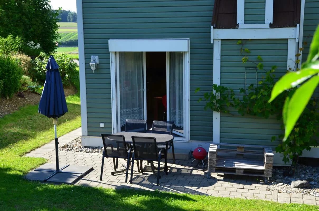 RUHIGE LAGE FRISCH RENOVIERT