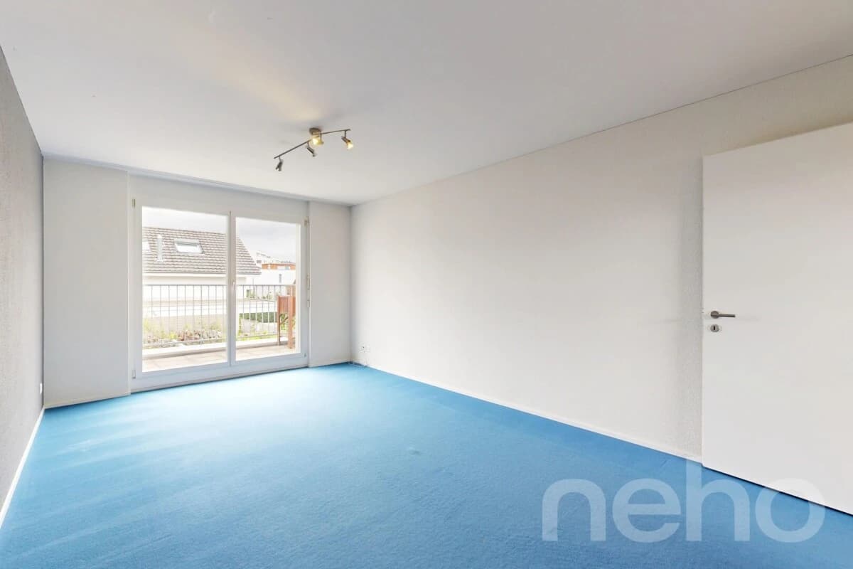 Grosszügiges Einfamilienhaus in ruhigem Wohnquartier