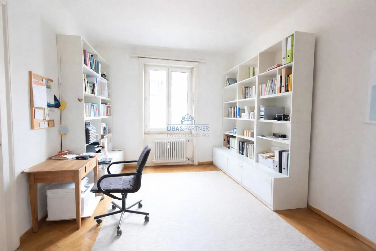 Charmante 3-Zimmeraltbauwohnung im beliebten St. Johann-Quartier