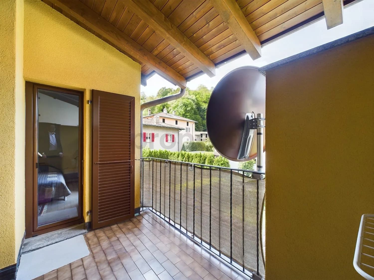 Einladendes 4.5-Zimmer-Reihenhaus in Caslano / Invitante casa a schiera di 4,5 locali a Caslano