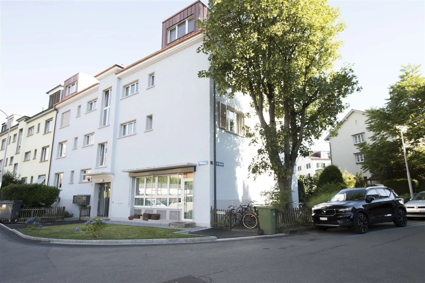 Premium-Dachgeschoss mit Aussicht & modernem Ausbau  Zürich Wiedikon