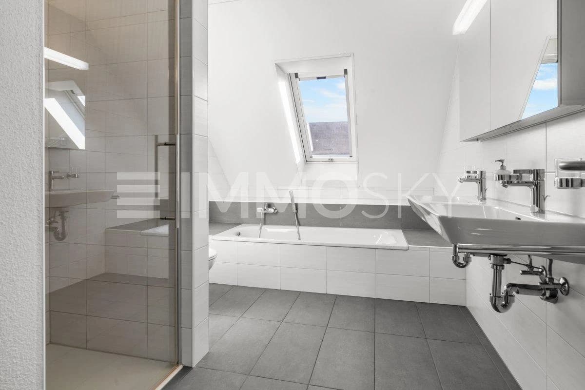 *RESERVIERT* - Top angebunden – in nur 5 Minuten zum Bahnhof