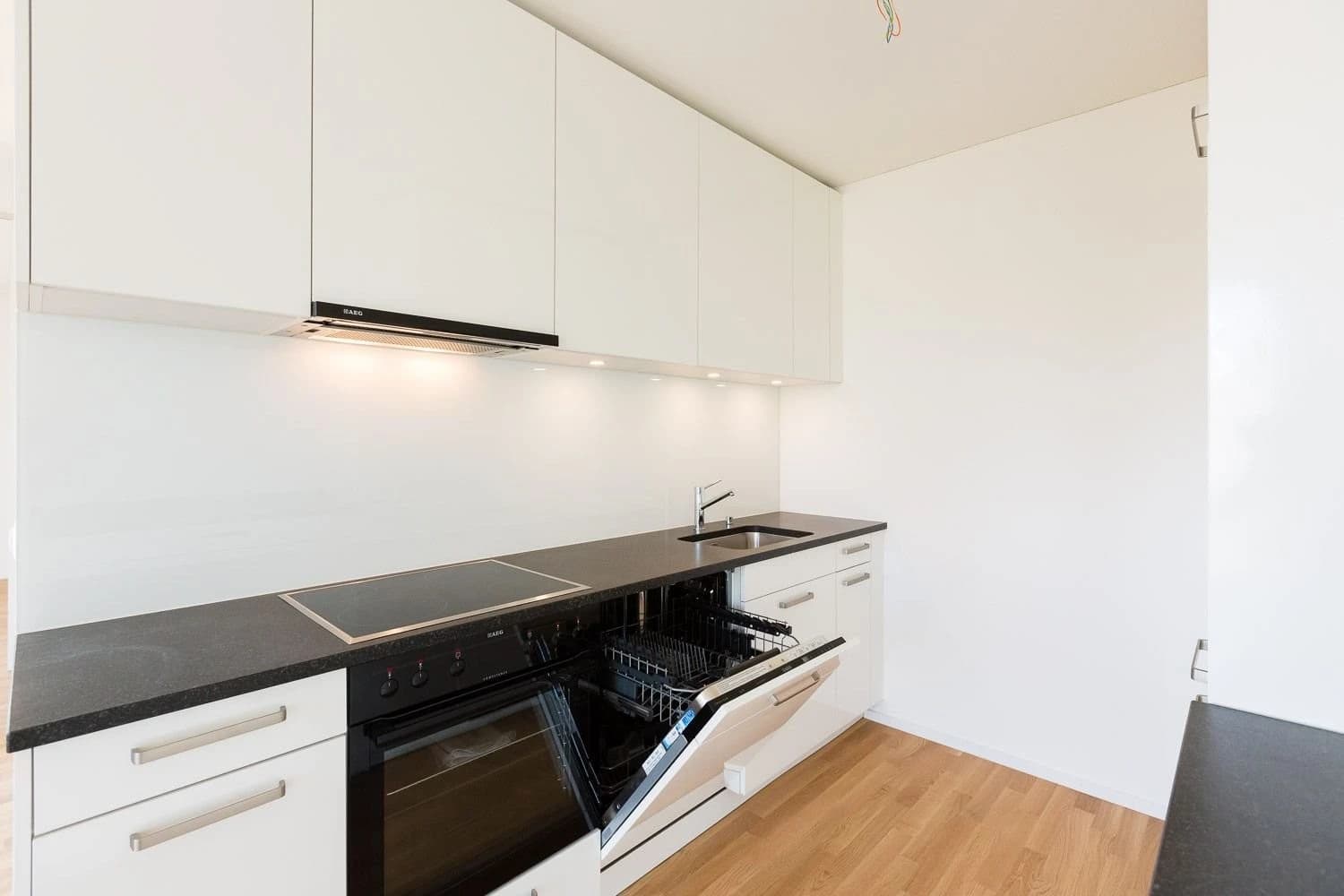 2-Zimmer, 45 m2, CHF 1455.-