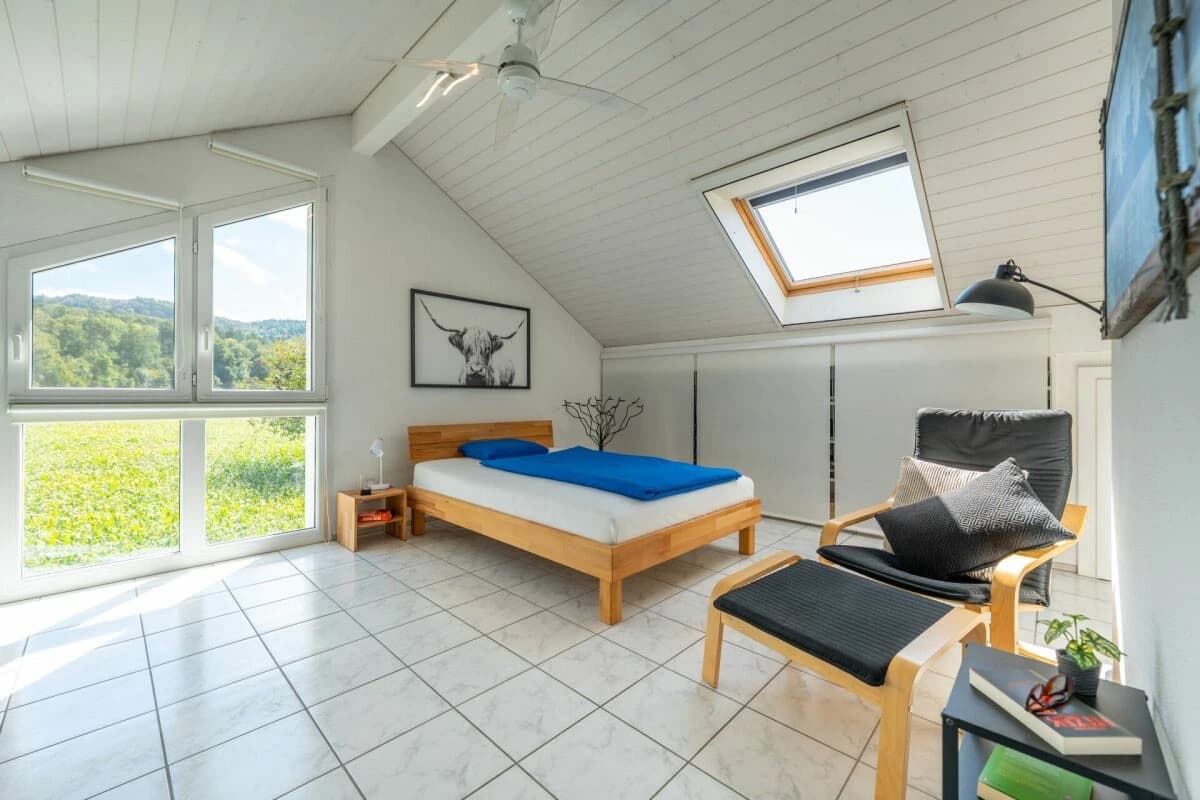 Traumhaft schöne & renovierte Doppelhaushälfte am Waldrand bei Schönbühl zu verkaufen