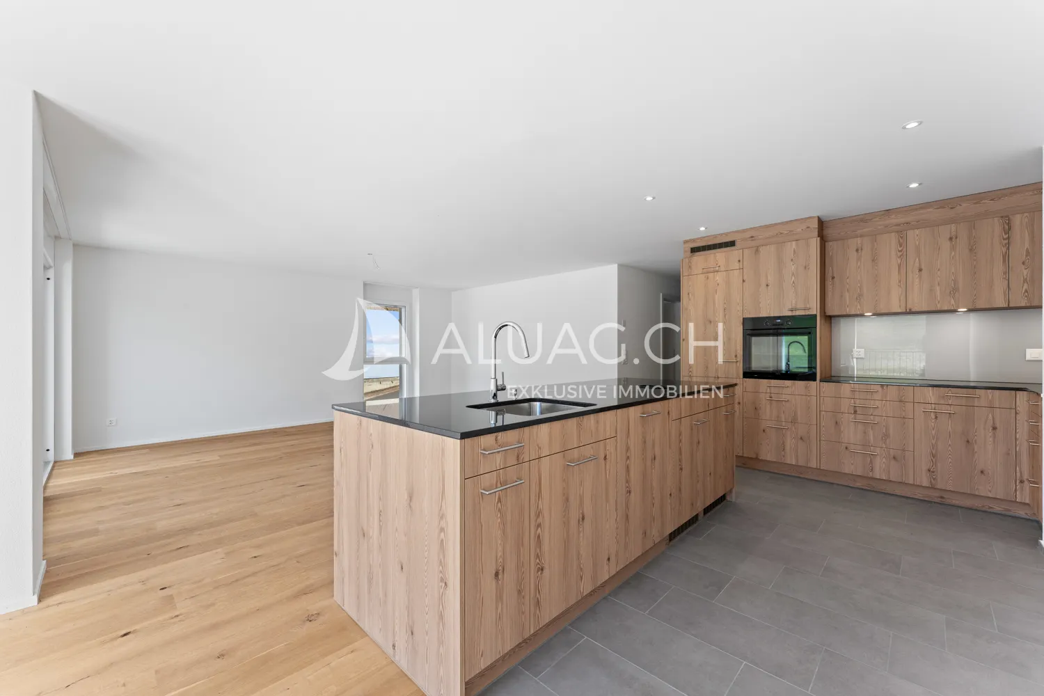 NEUBAU HIGHLIGHT - 4.5 ZIMMER MIT BALKON