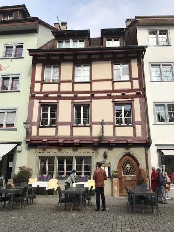 möblierte kleine 3-Zimmer Gaststätte (Ohne Küche!)