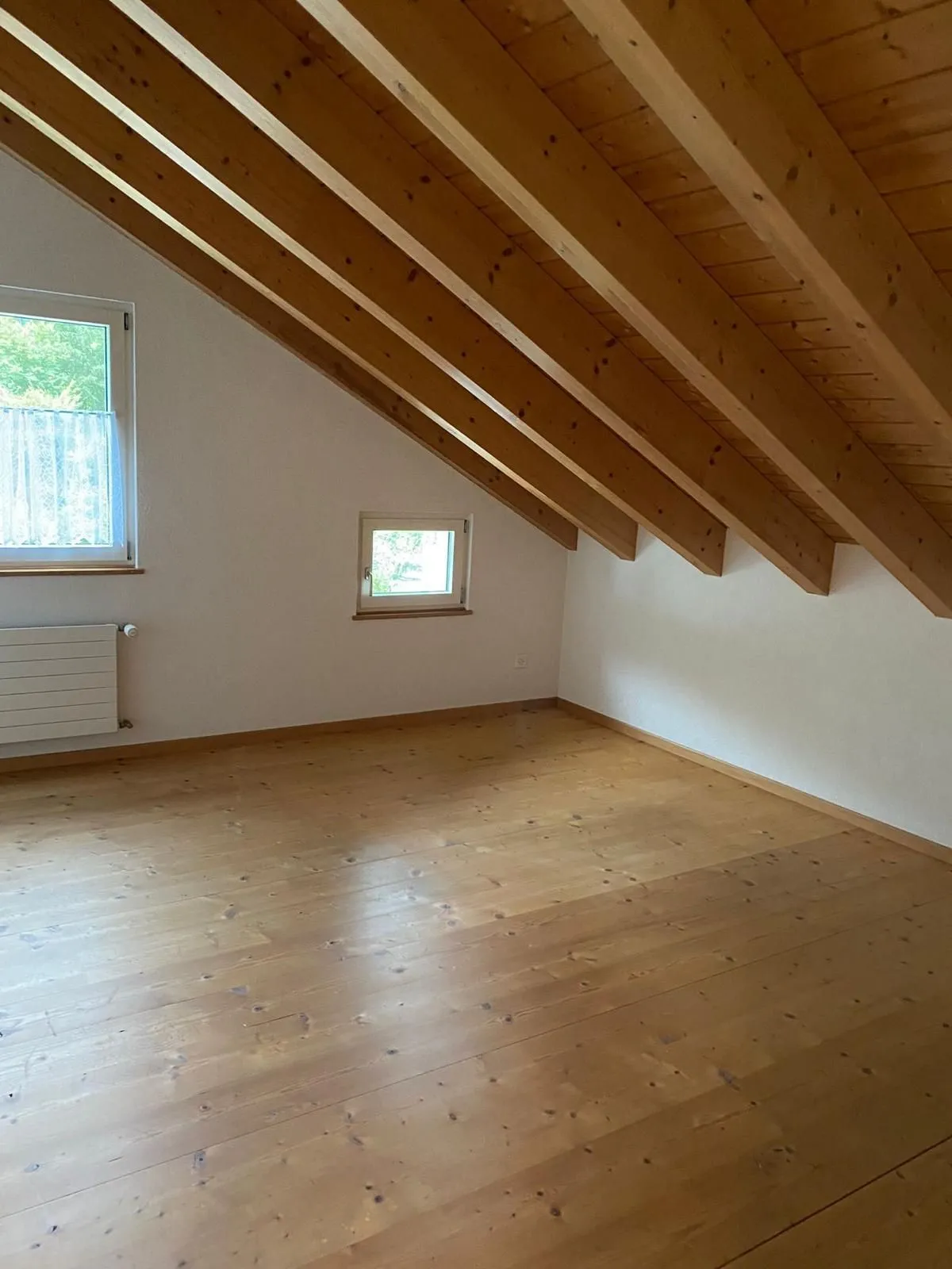 Gemütliche 6-Zimmer Einfamilienhaus an ruhiger Lage in Glarus