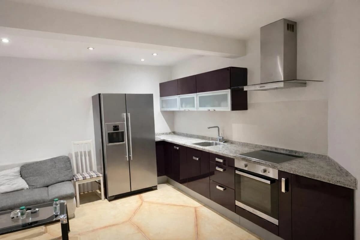 ATTRAKTIVE ANLAGEWOHNUNG MIT SONNIGEM SITZPLATZ