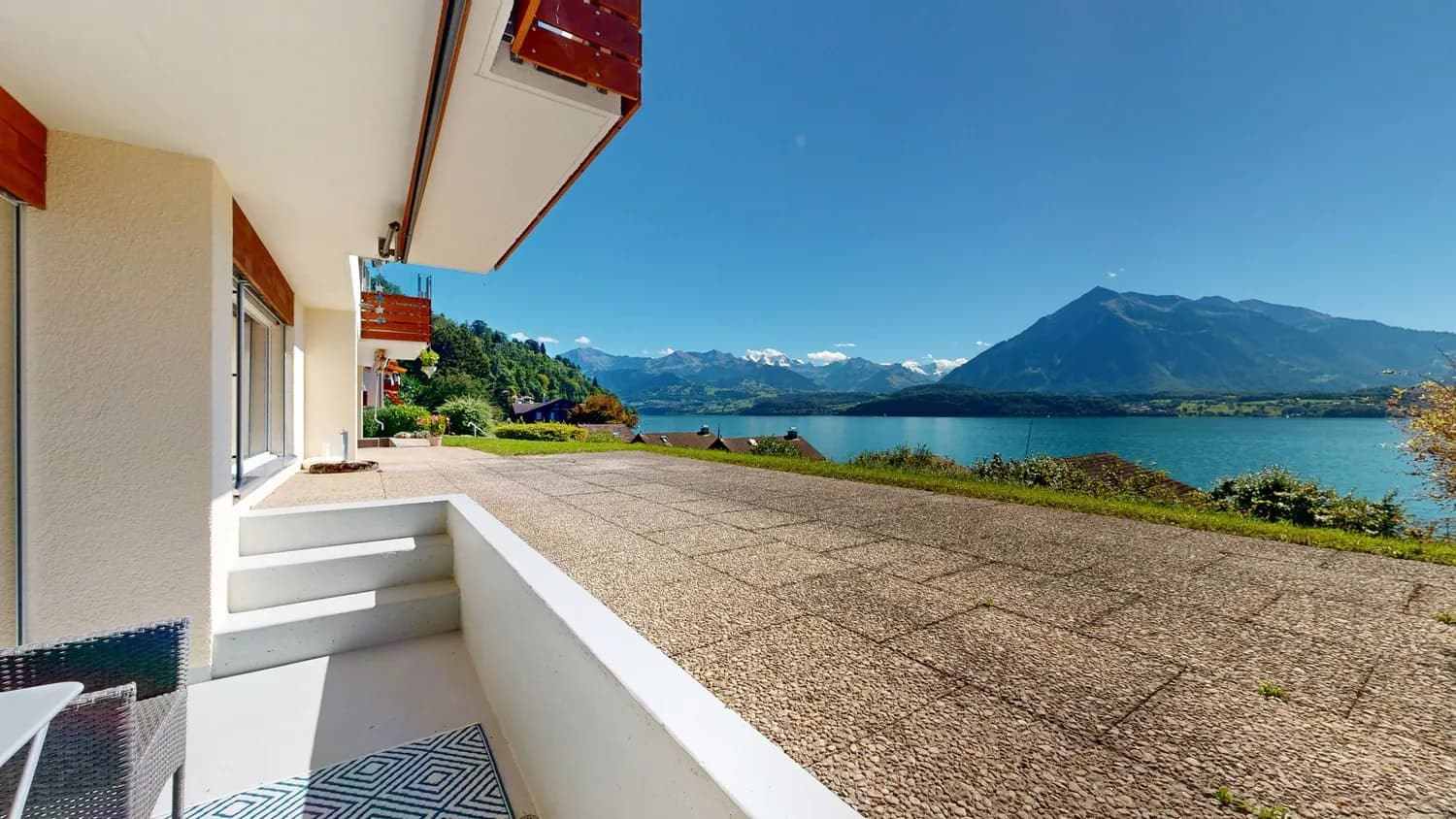2 ½ Zimmer-Wohnung/Ferien-Wohnung, UG West im Oberhofen am Thunersee!