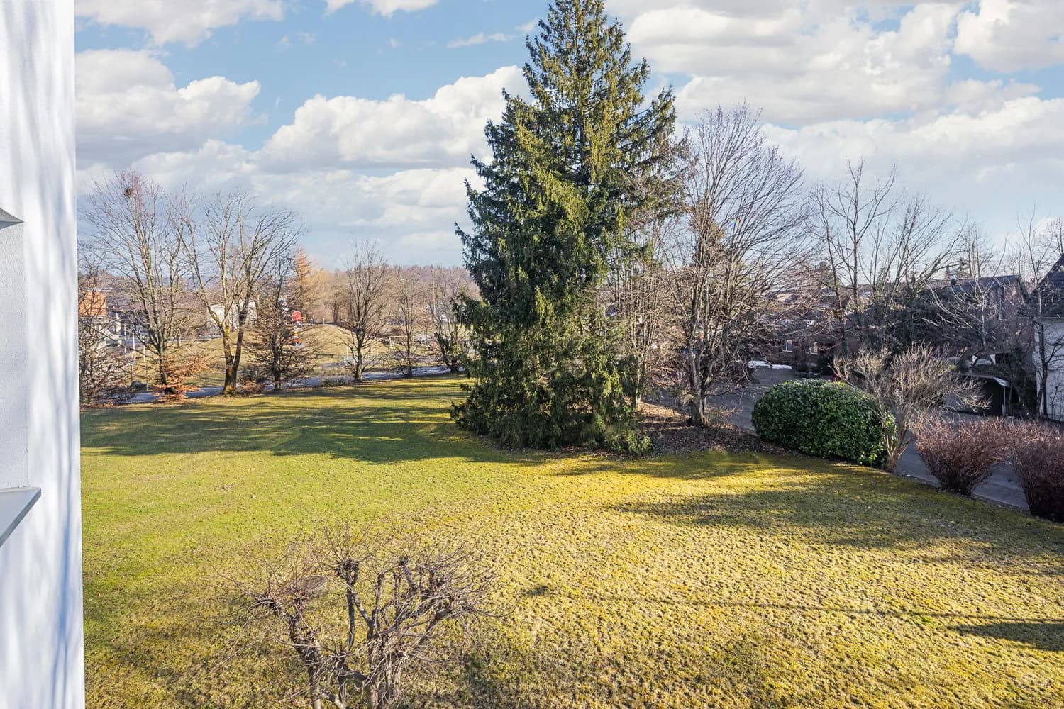 Zentral gelegen, ruhig zuhause: Oase mit viel Platz zum Leben