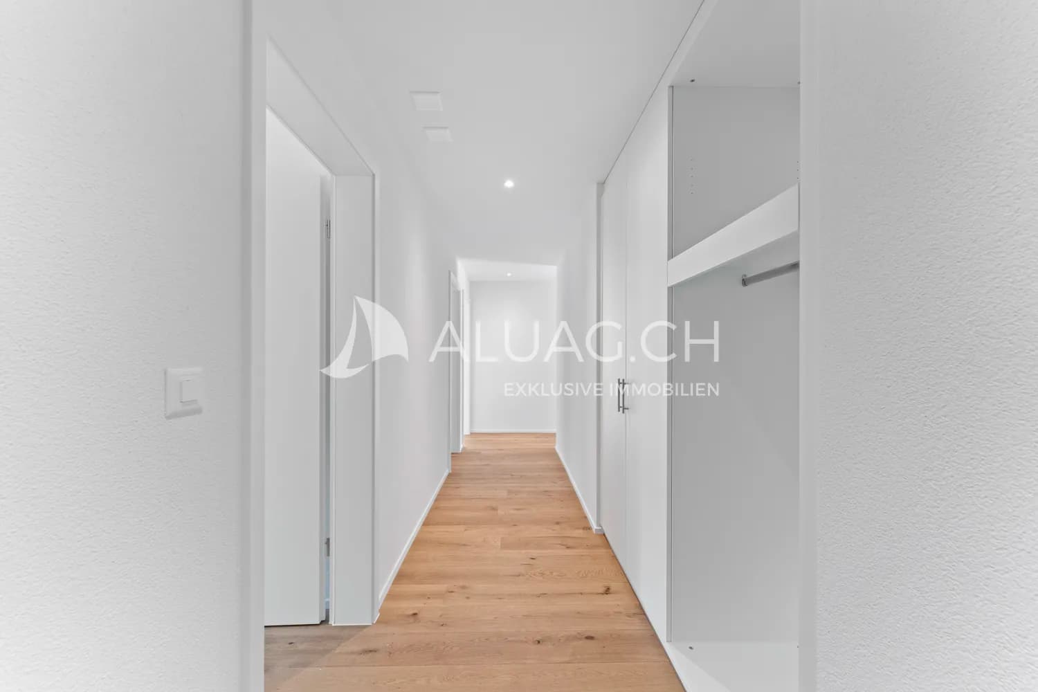 NEUBAUTRAUM 4.5 ZIMMER IM HERZEN DER NATUR