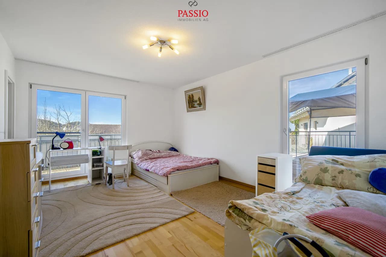 Grosszügiges 7.5-Zimmer-Einfamilienhaus mit Garten und viel Platz