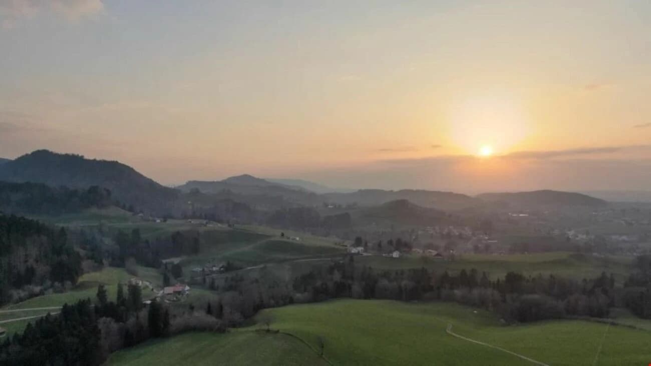 Modern / Aussicht / 20min von Freiburg