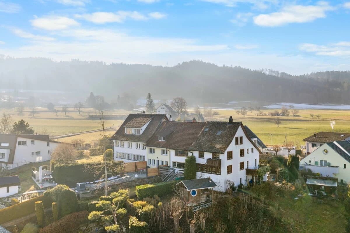 6.5-Zimmer-Eckreihenhaus mit Weitsicht, grossem Garten und Geschichte
