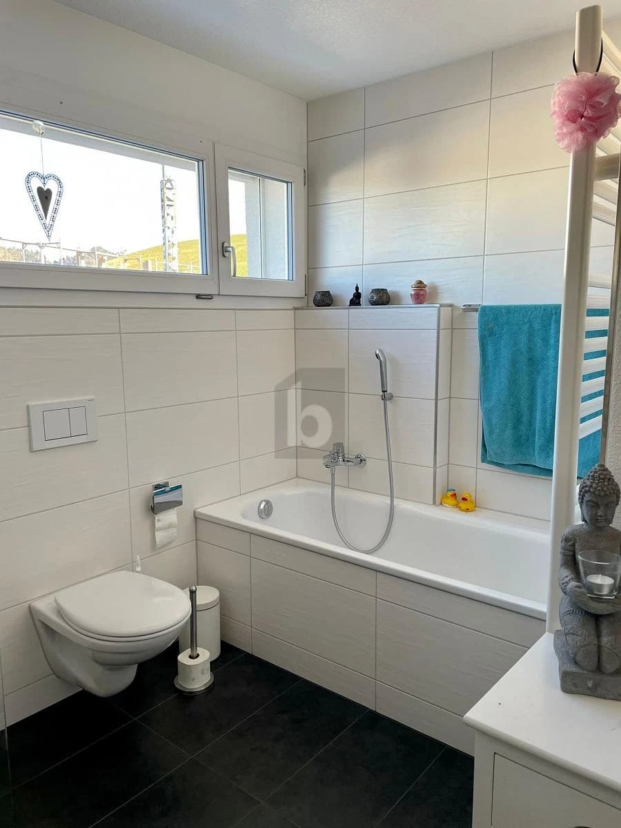 AN RUHIGER LAGE MIT GROSSER TERRASSE