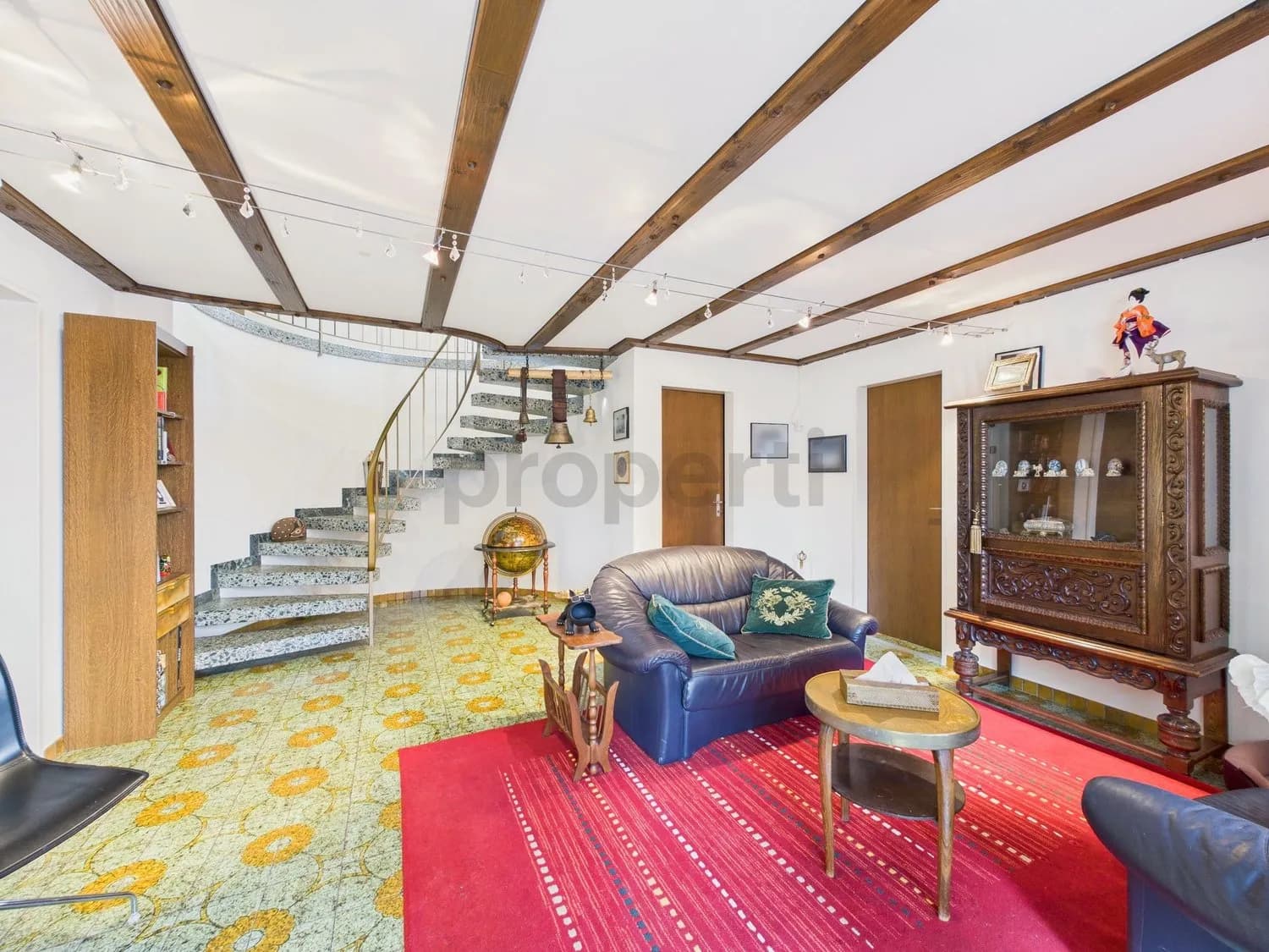 Modernes 5.5-Zimmer-Einfamilienhaus mit Garten in Safnern