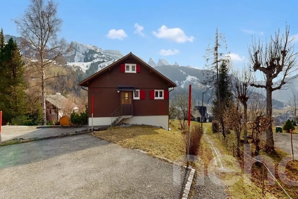 Charmantes 4.5-Zimmer-Chalet mit Bergpanorama in Wildhaus