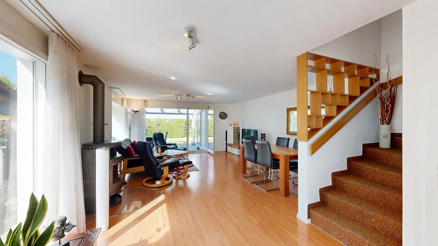 5 ½ Zimmer-Doppeleinfamilienhaus, 4912 Aarwangen