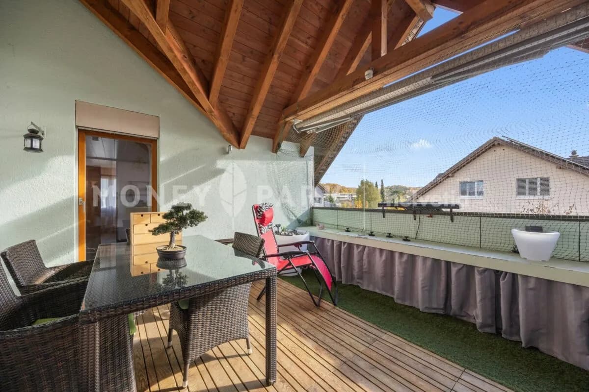 Exklusive Maisonette-Dachwohnung mit Galerie, Sauna und viel Raum zum Wohlfühlen