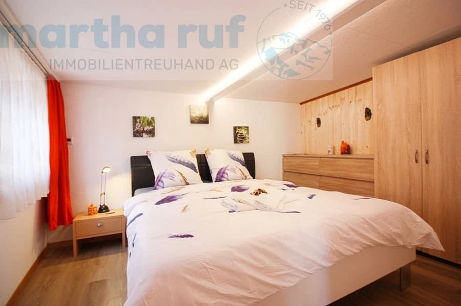 Haus mit zwei 2-Zimmer-Wohnungen mit Airbnb Vermietung