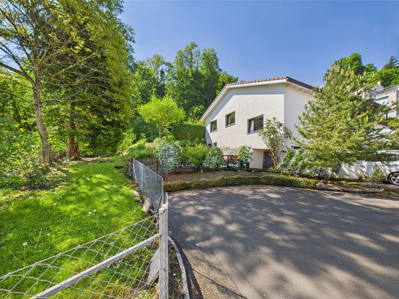 Ein Zuhause mit Raum und Garten - 7.5-Zimmer-Einfamilienhaus