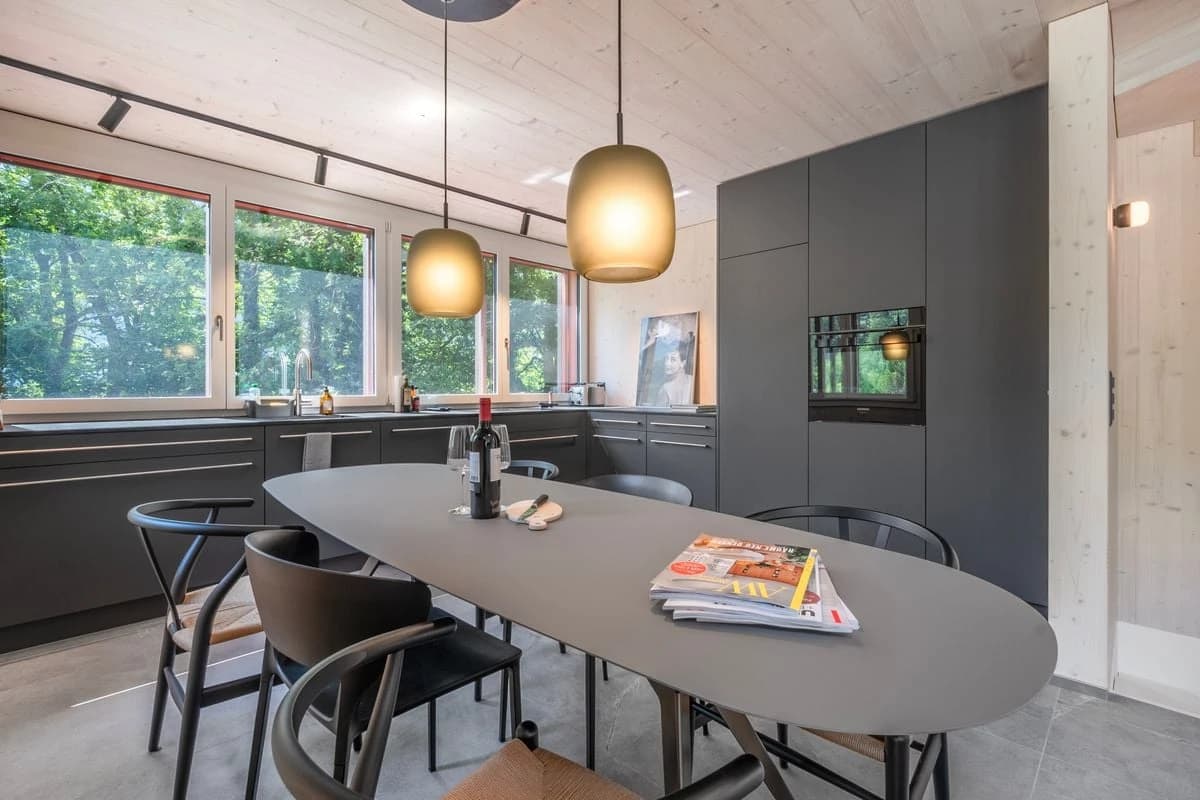 Möbliertes Alpine-Chalet in der Natur - GREATER ZUG AREA