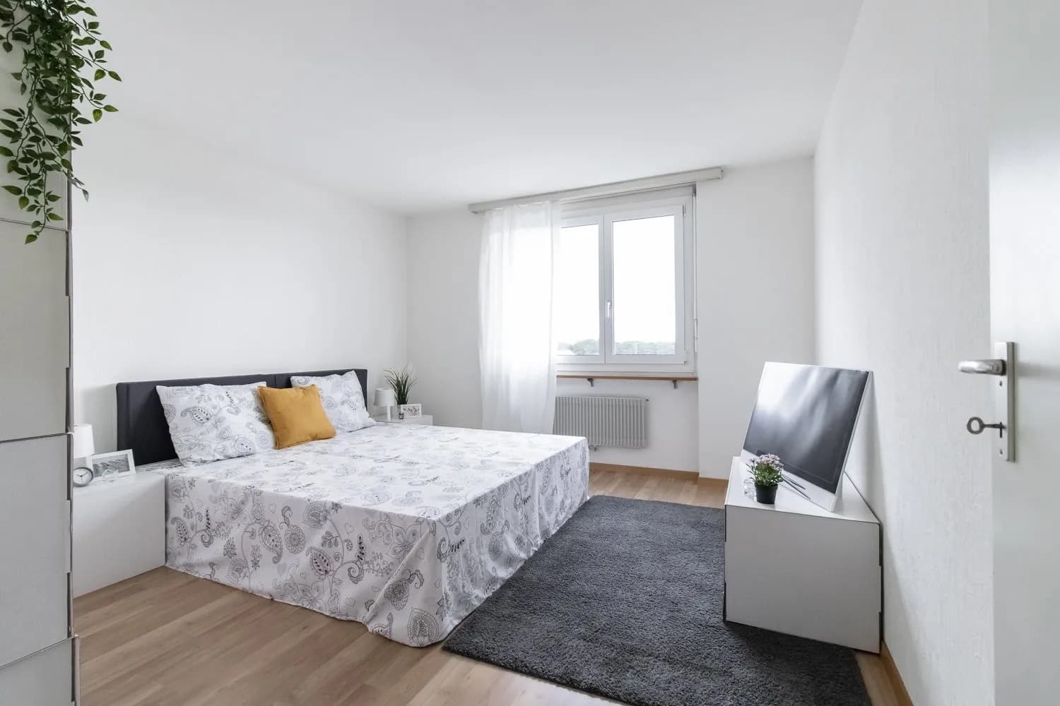 Schöne 3.5 Zimmerwohnung mit Balkon und grüne Umgebung