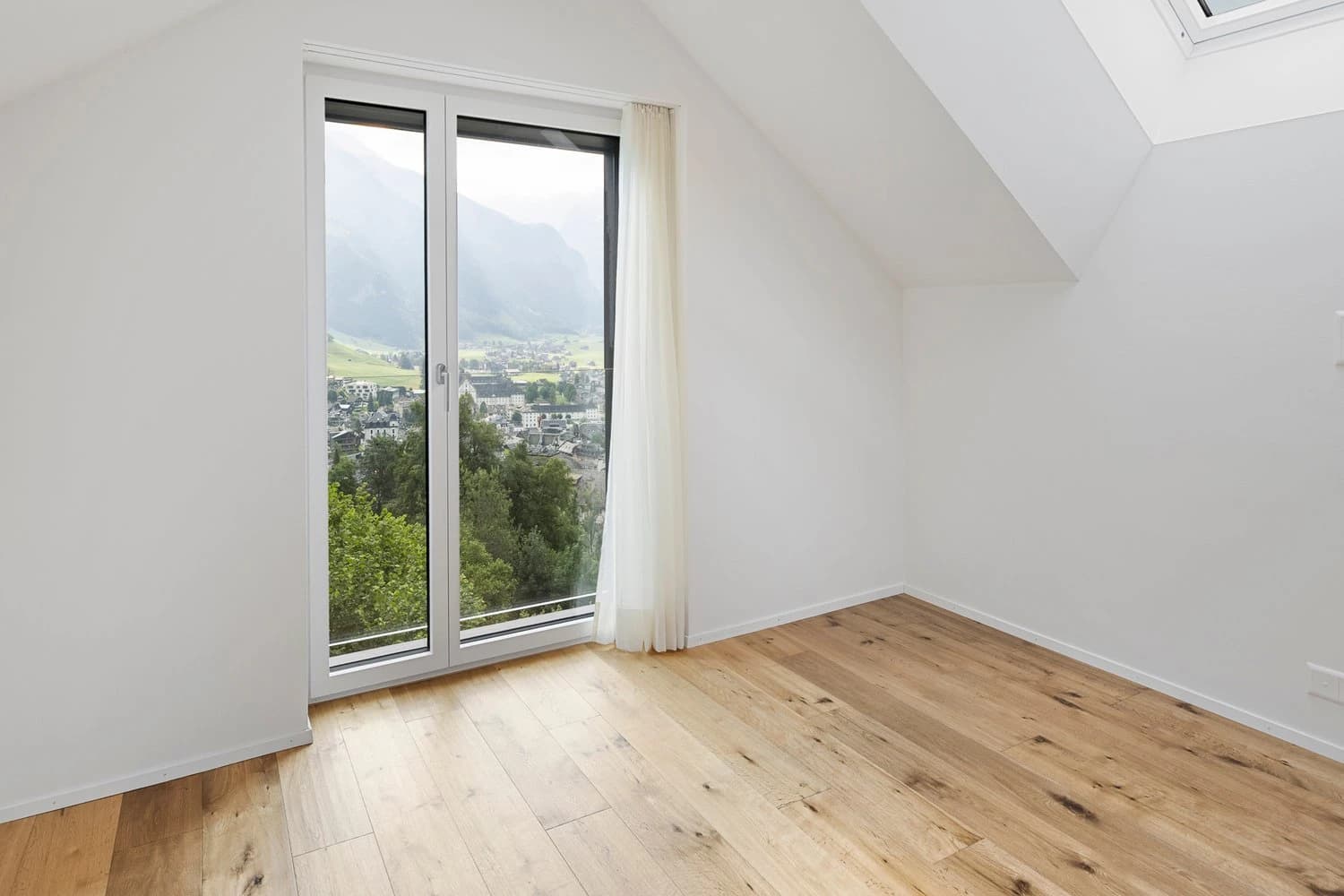 Hoch oben leben mit Aussicht  einzigartig und nachhaltig