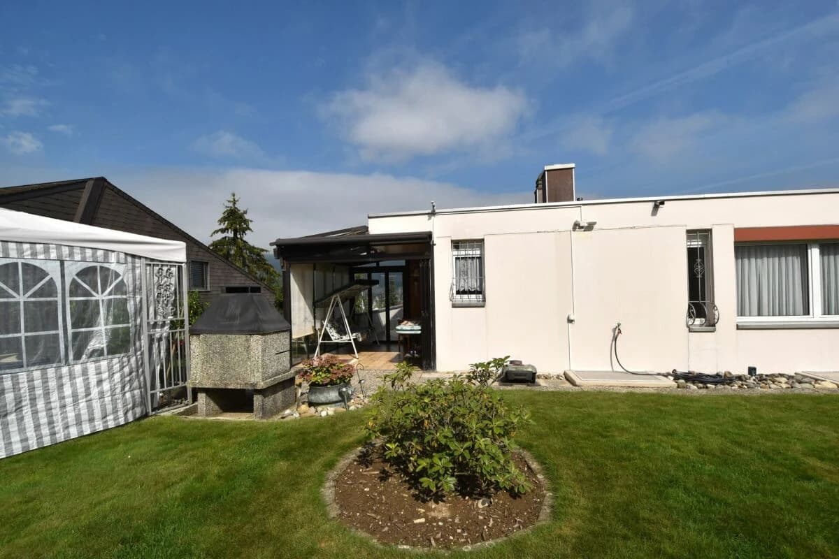 6.5-Zimmer-Einfamilienhaus an sehr schöner Lage