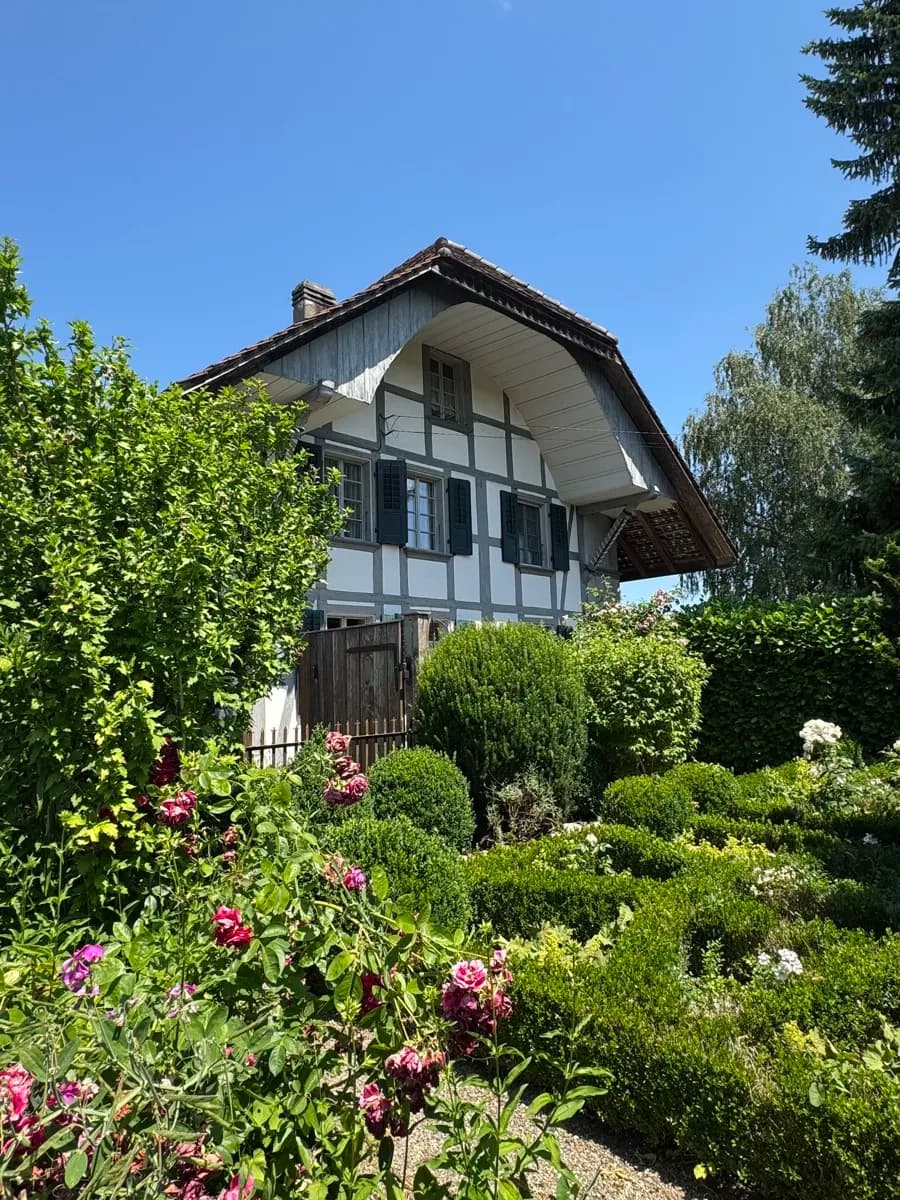 Wunderbares Rieghaus mit Werkstatt und Baulandreserve