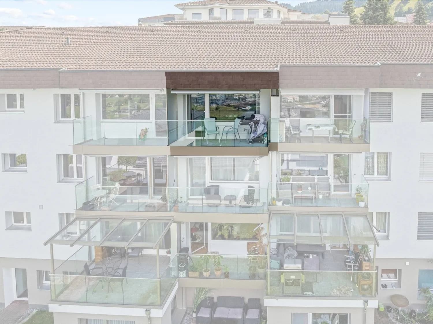 2.5 ZIMMER WOHNUNG MIT SEESICHT UND STEUERPRIVILEGIEN