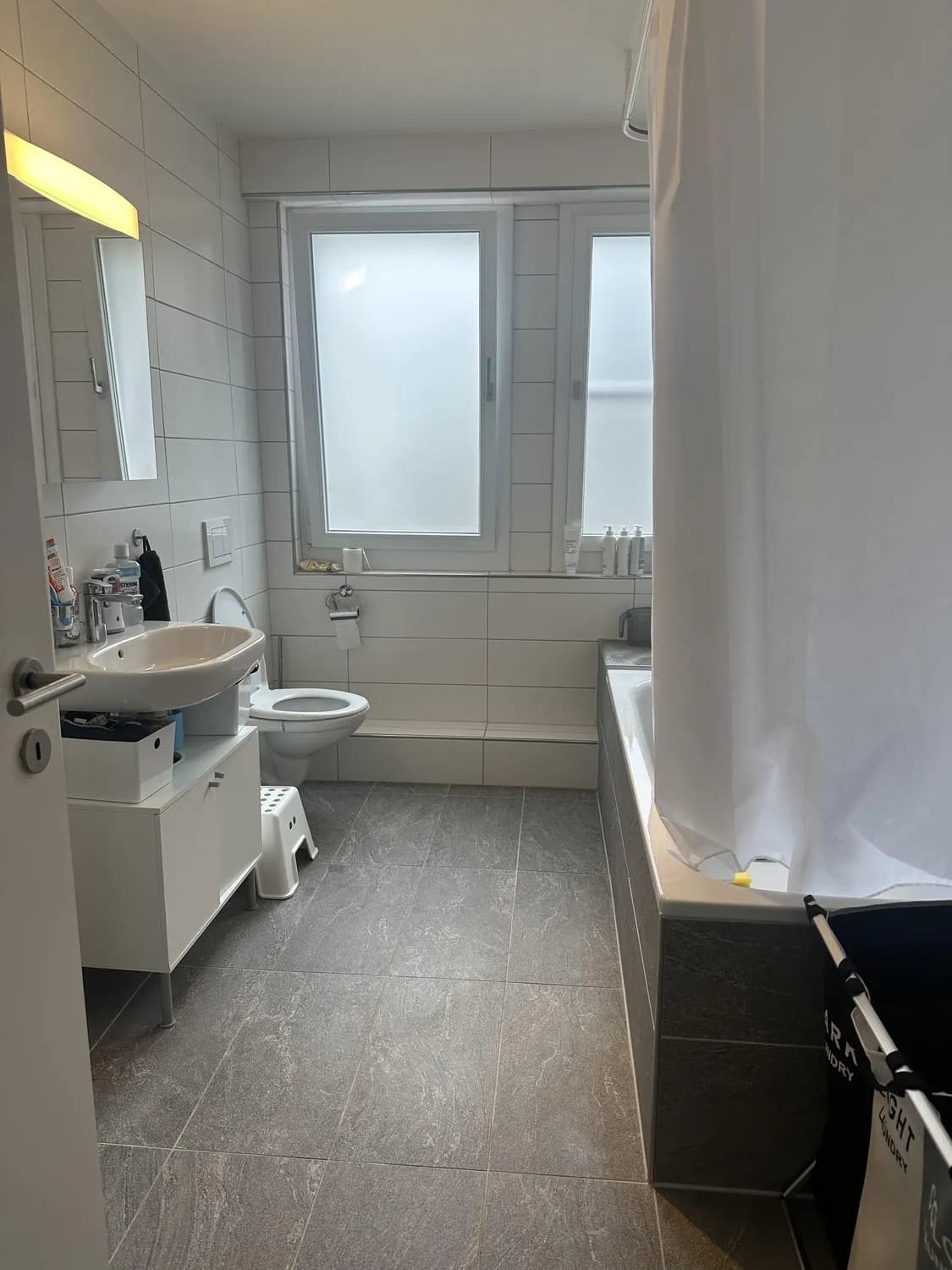 Charmante Wohnung  klassische Architektur trifft modernes Wohngefühl