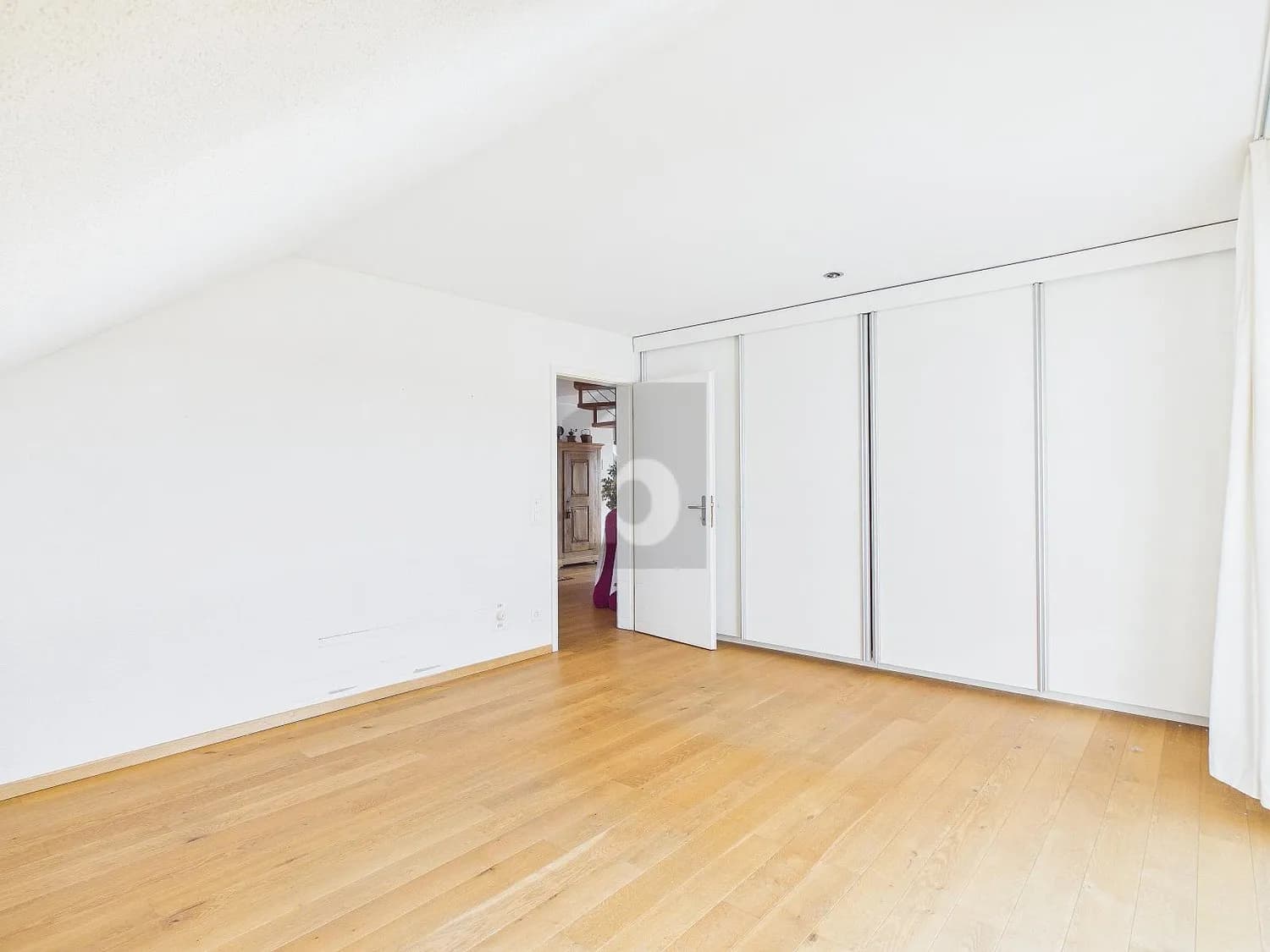 SONNIG, RUHIG UND ZENTRAL