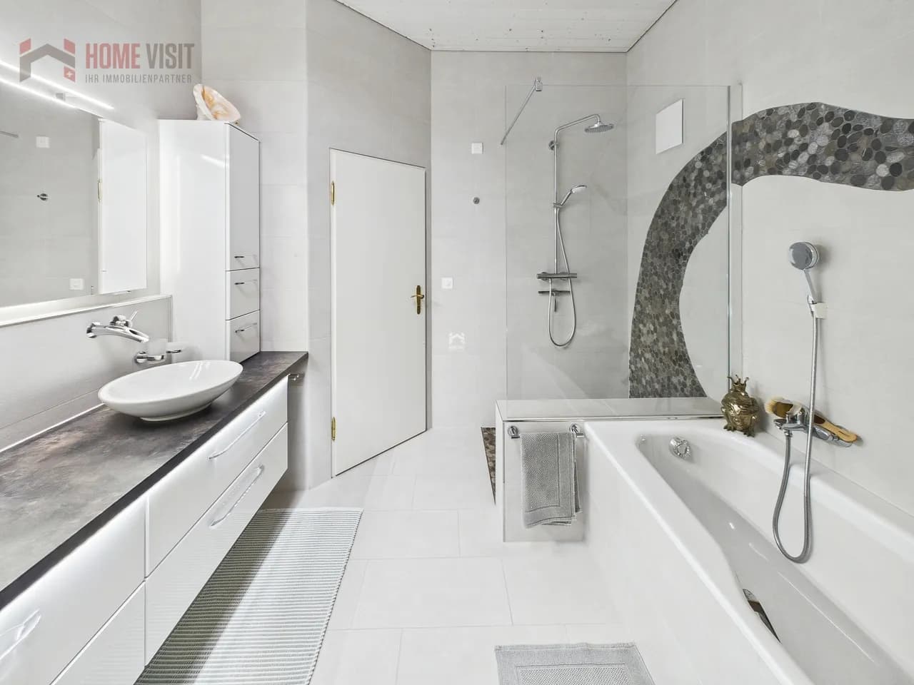 Traumhafte Maisonette-Wohnung mit Charme, Komfort und Weitblick